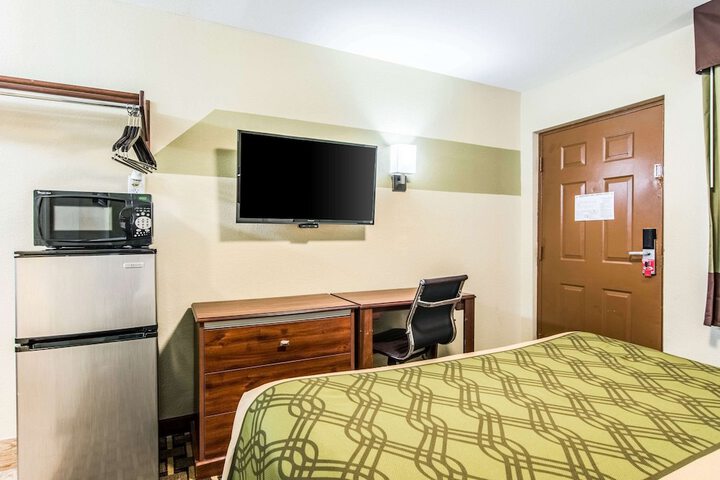 Room 39 of 43