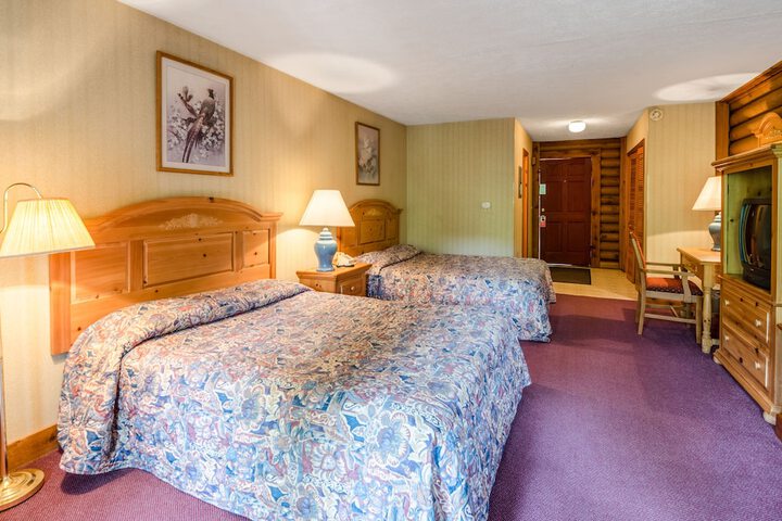 Highland Hills Motel and Cabins – a Master Hosts Resort