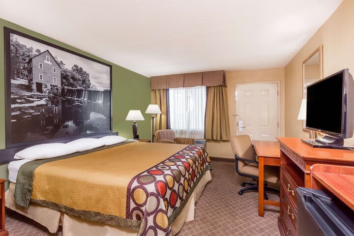 Room 17 of 21