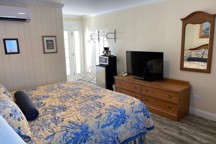 Colonial Gables Oceanfront Village