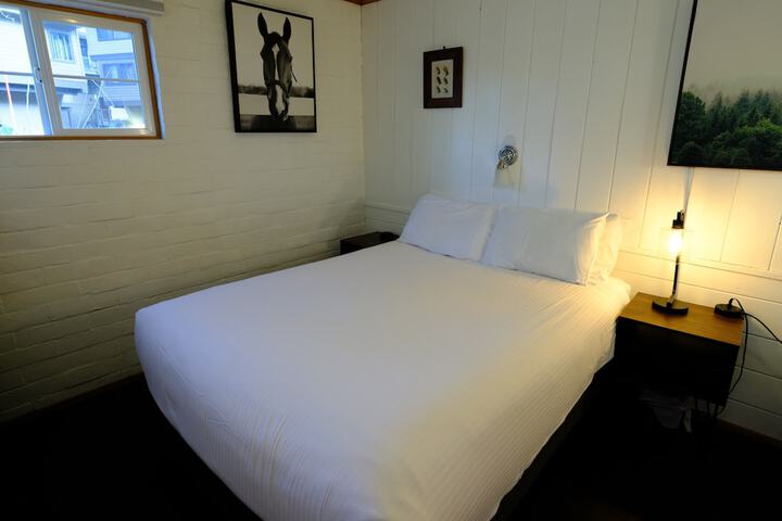 Lake Front Cabins