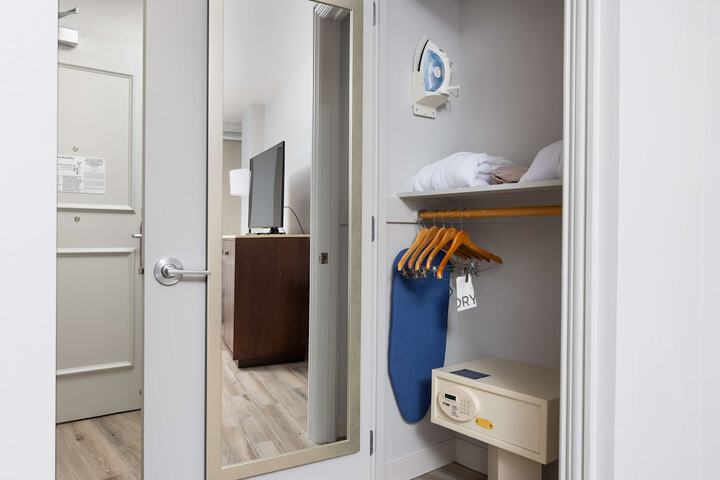 Room 19 of 72