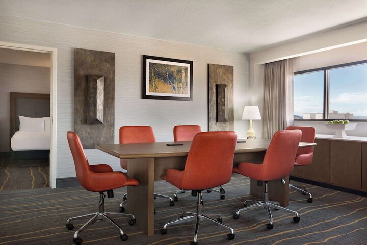 DoubleTree by Hilton Hotel Albuquerque