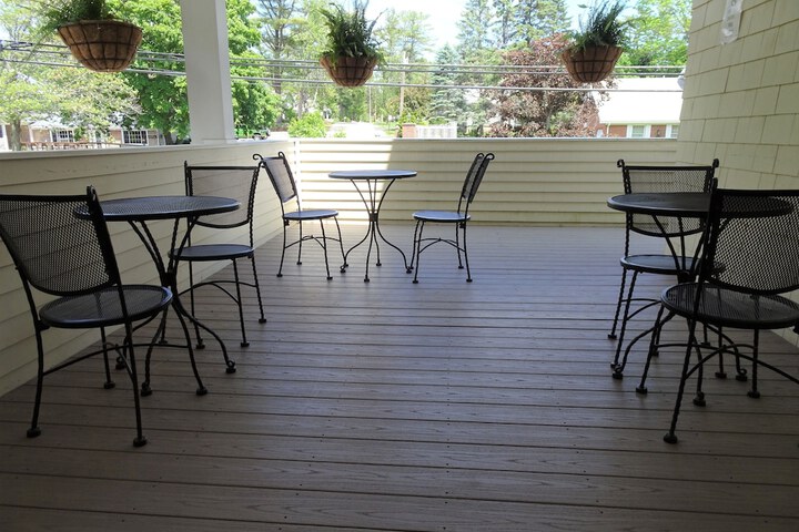 Terrace/Patio 27 of 30