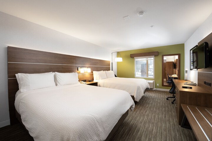 Room 34 of 62