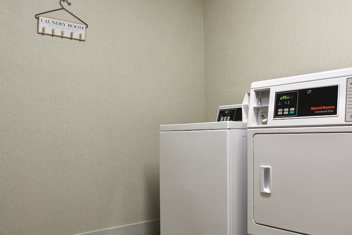 Holiday Inn Express Amherst - Lockport by IHG