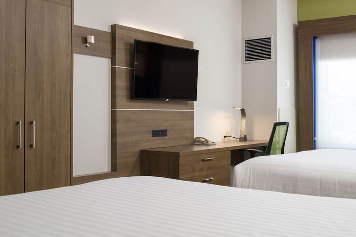 Room 14 of 59