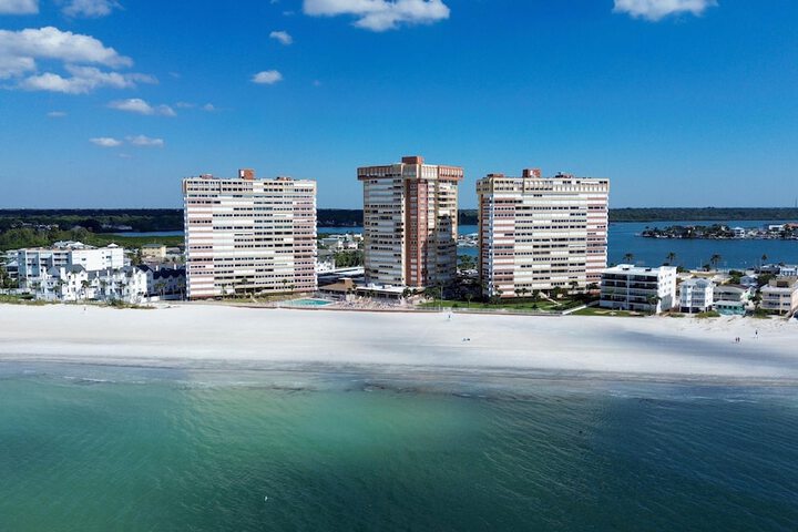 Redington Towers 3A