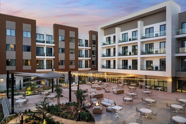 Courtyard by Marriott Sand City Monterey