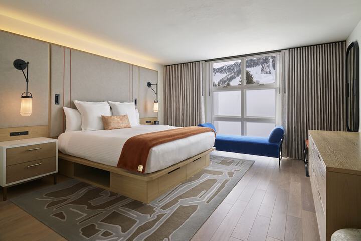 Room 41 of 60