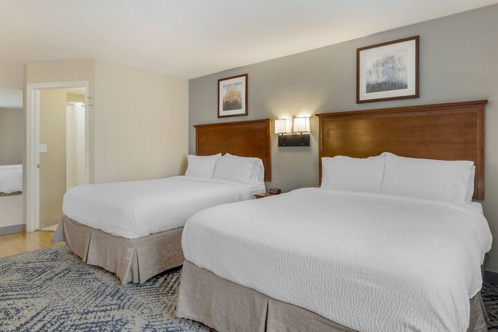 Room 15 of 26