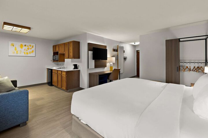 Comfort Inn & Suites Fremont