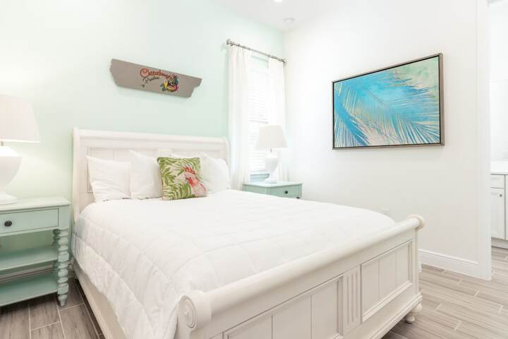 Margaritaville Cottages Orlando by Vstays with H2O Waterpark