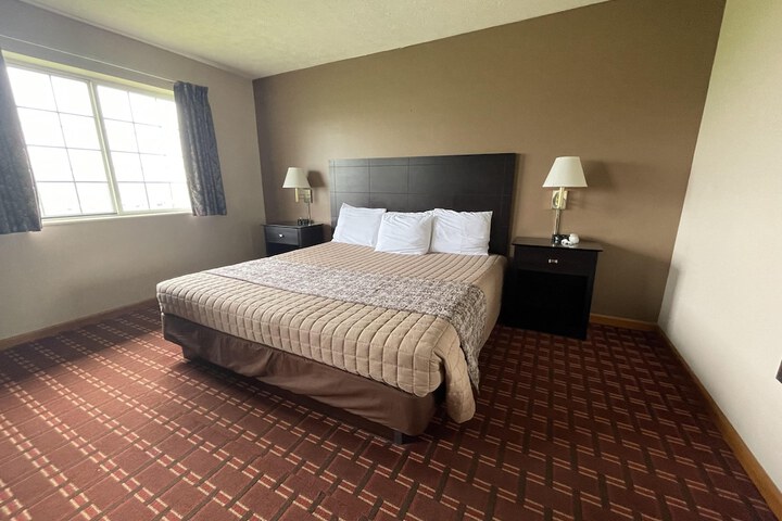 Room 13 of 21