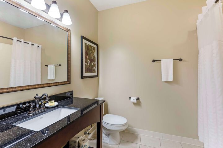 Best Western Plus Dutch Haus Inn and Suites