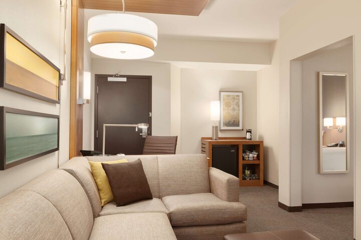 Hyatt Place Phoenix / Chandler-Fashion Center
