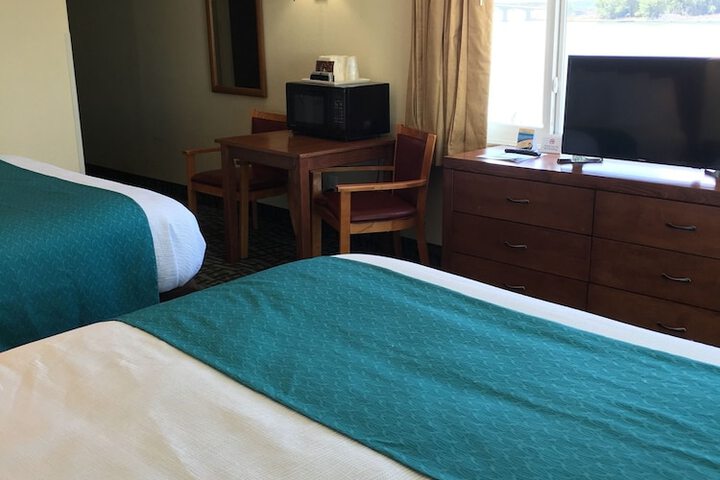 Room 18 of 27