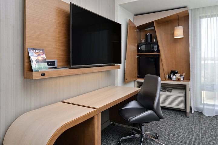 Room 37 of 54