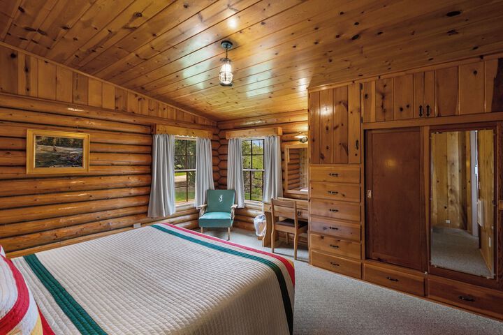 El Western Cabins & Lodges
