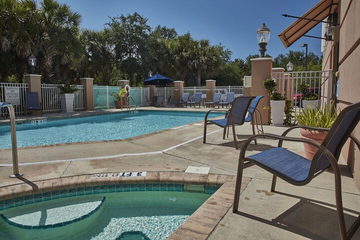 Pool 12 of 71