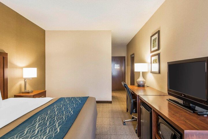 Room 12 of 30
