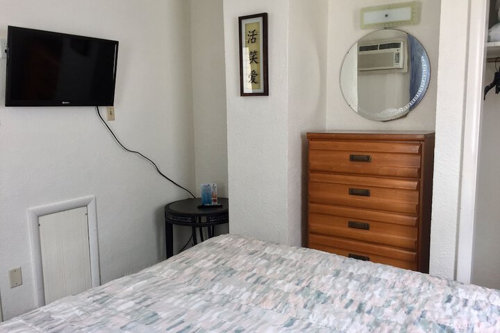 Room 18 of 36