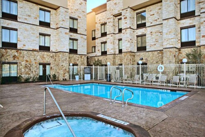 Pool 2 of 27