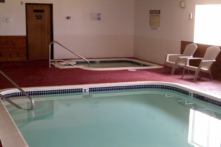 Pool 12 of 35