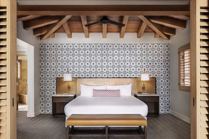 La Valencia Hotel