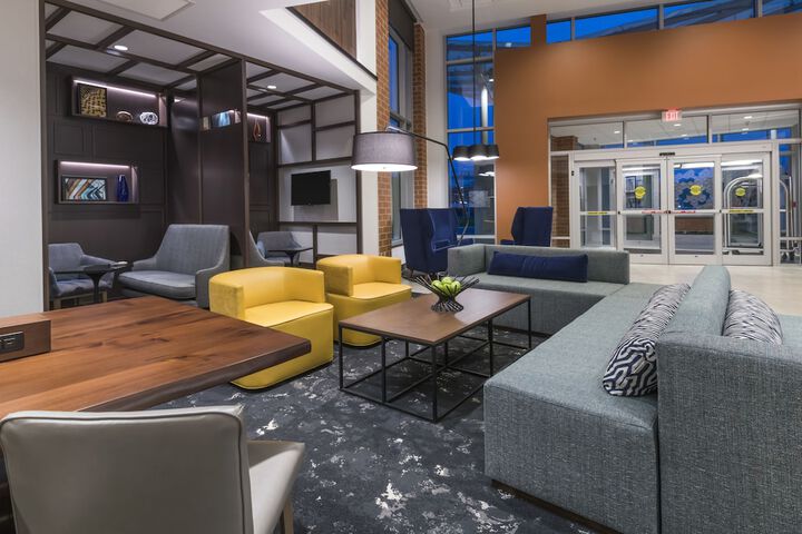 Hyatt Place Marlborough / Apex Center