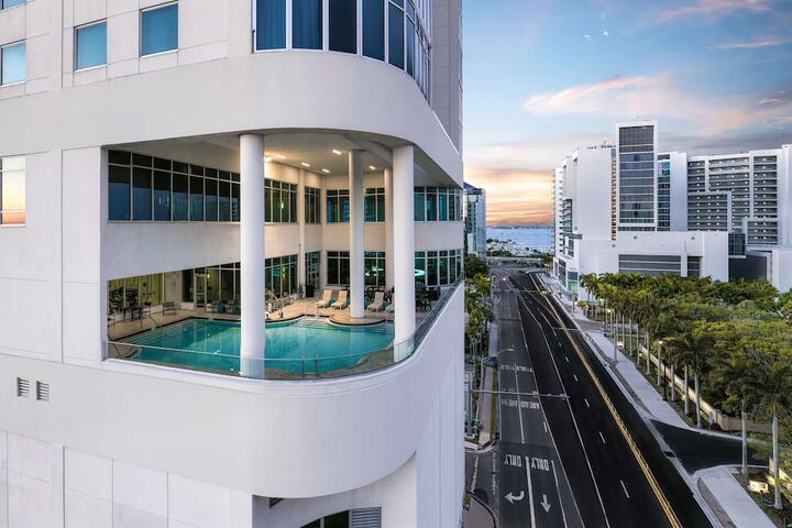 Embassy Suites by Hilton Sarasota FL
