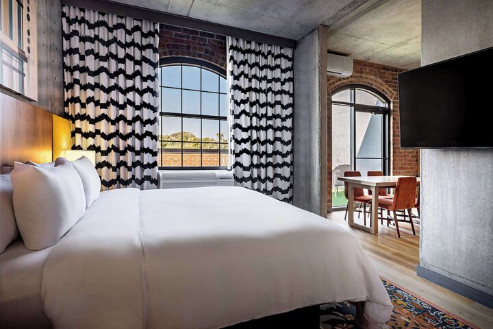The Loom Hotel Tapestry Collection by Hilton