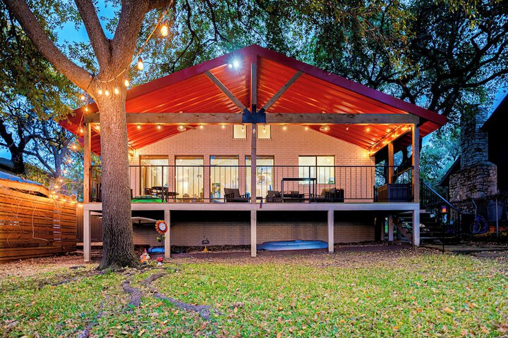 Lake LBJ Waterfront Family-friendly Retreat!