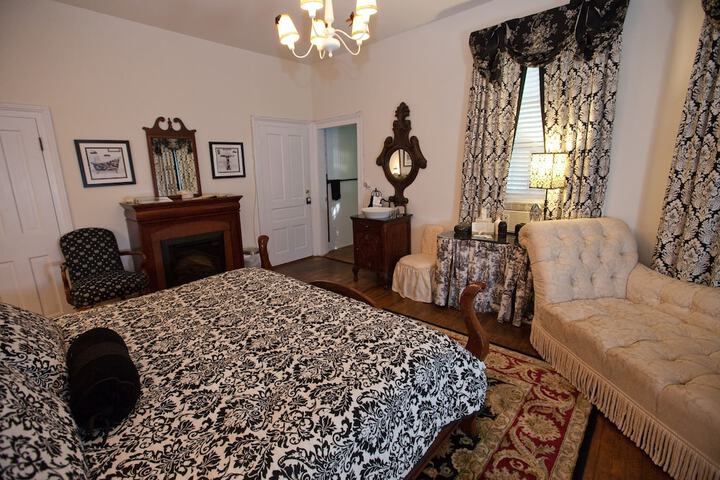Room 20 of 51