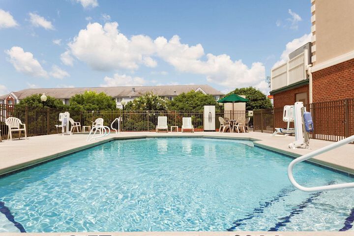 Country Inn & Suites by Radisson Tifton, GA