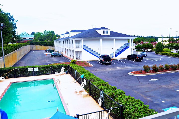 Baymont by Wyndham Valdosta at Valdosta Mall