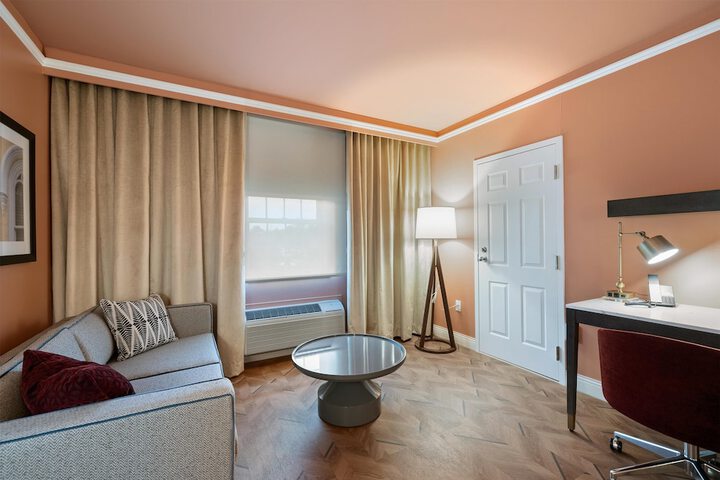 The Inn at Lewisburg BW Signature Collection