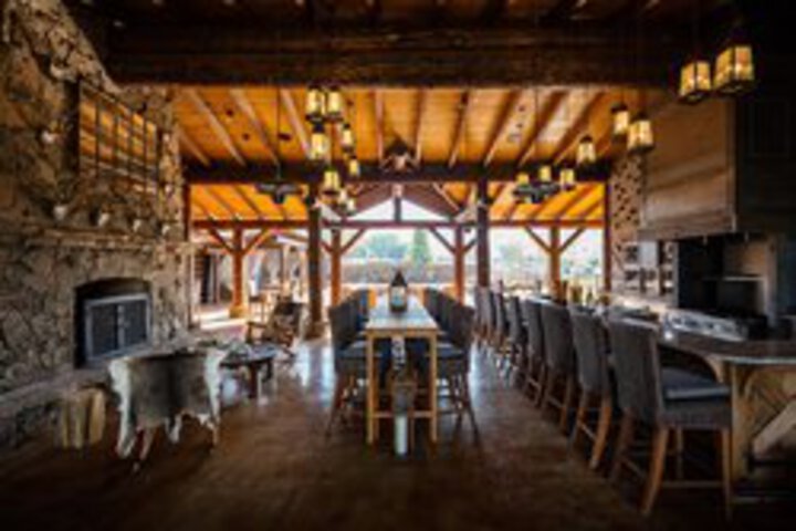 Dining 57 of 68