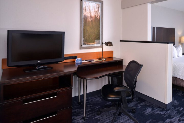 Room 37 of 59