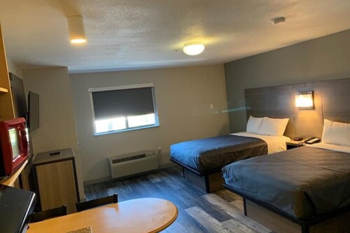 Room 16 of 26