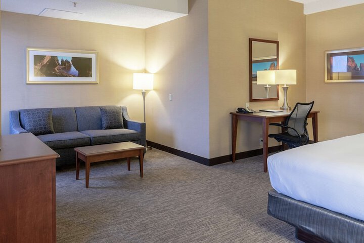Room 14 of 60