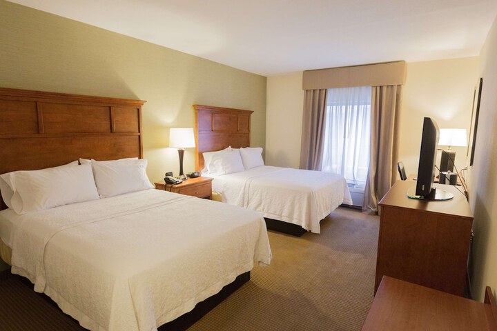 Room 18 of 48