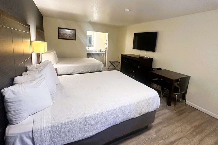 Room 18 of 37