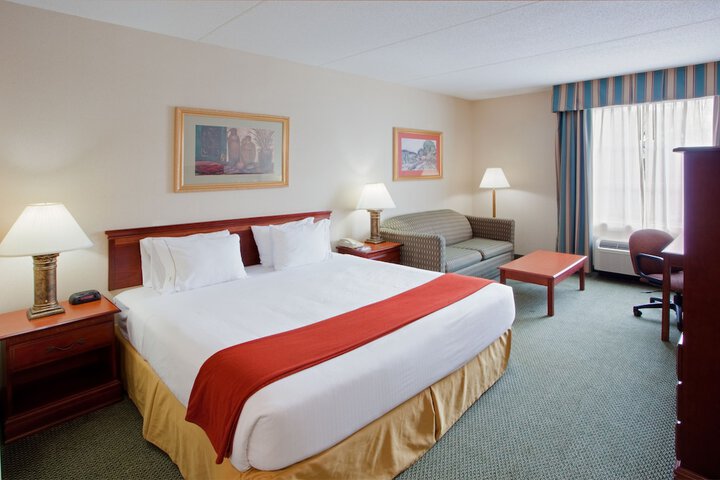 Holiday Inn Express Hanover by IHG