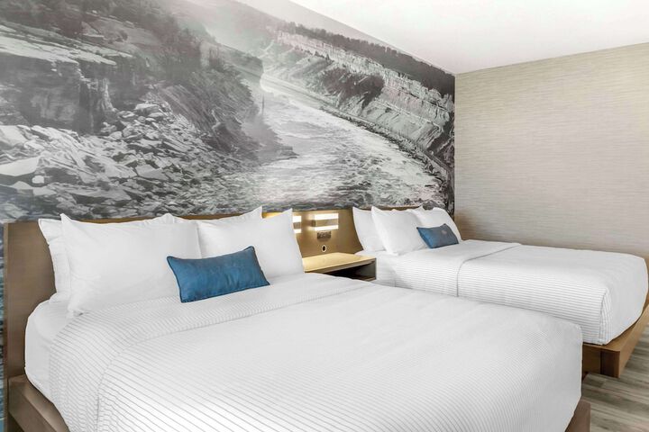 Cambria Hotel Niagara Falls