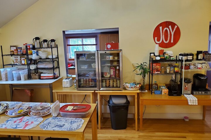 Breakfast/Coffee Service 22 of 29