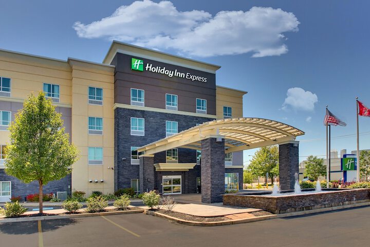 Hotel 6 of 57