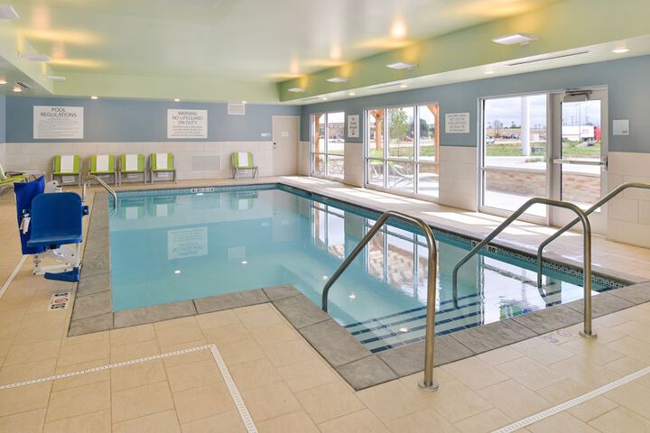 Pool 10 of 62