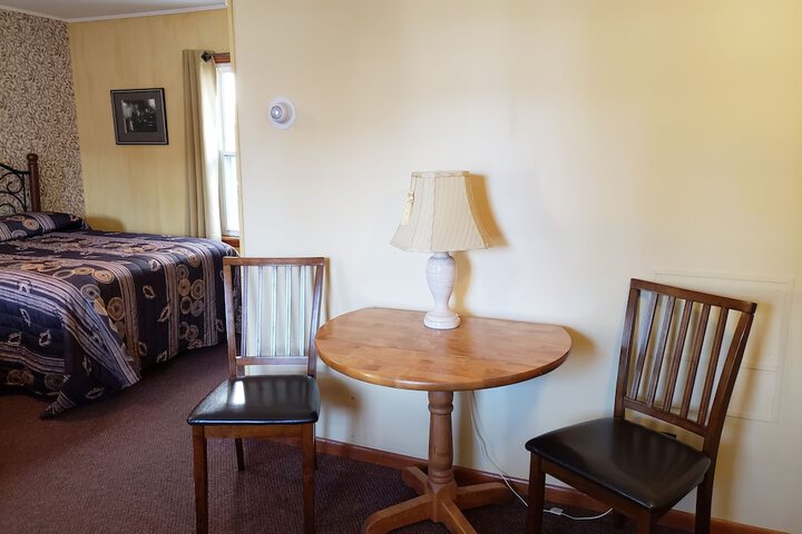 Room 26 of 35