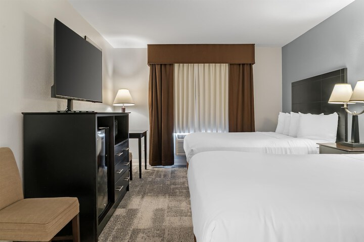 Best Western Lakewinds